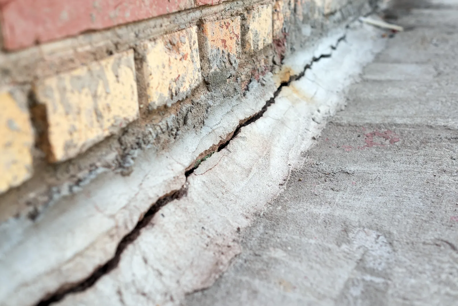 Radon i Enköping: radonmätning vid markradon i praktiken
